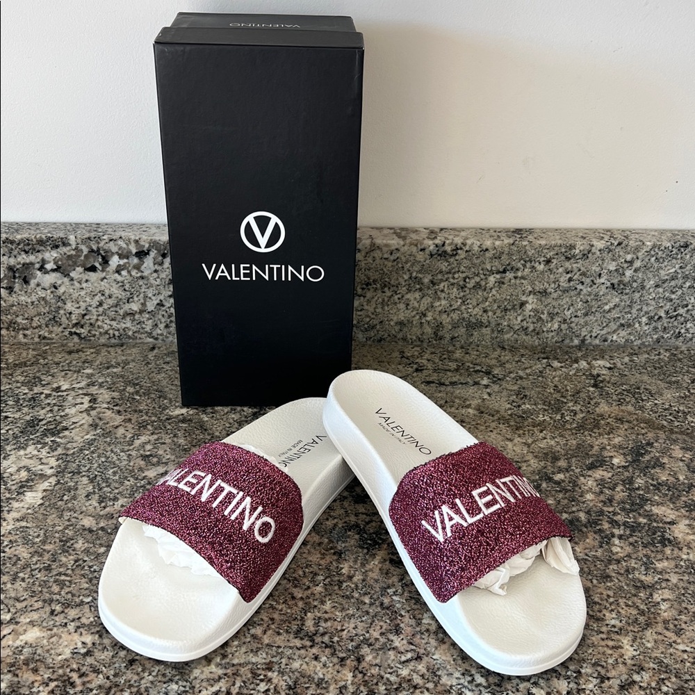 Valentino Slides